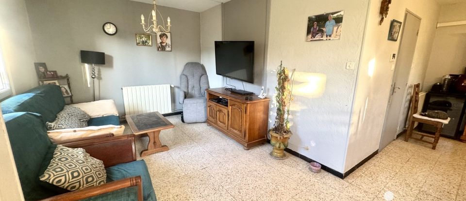 Traditional house 7 rooms of 130 m² in Saint-Victor-la-Coste (30290)