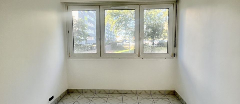 Appartement 3 pièces de 58 m² à Ris-Orangis (91130)