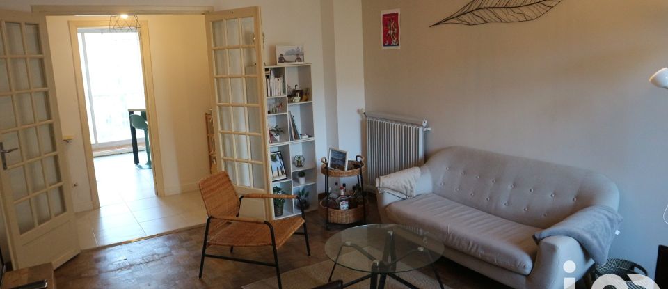 Apartment 3 rooms of 63 m² in Marseille (13005)