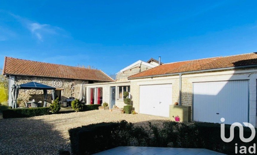 Maison traditionnelle 8 pièces de 200 m² à Mareuil-lès-Meaux (77100)