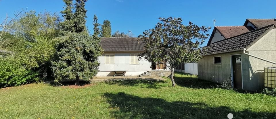 Traditional house 5 rooms of 91 m² in Charpont (28500)