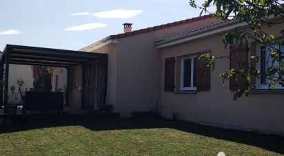 Traditional house 4 rooms of 91 m² in Moissat (63190)