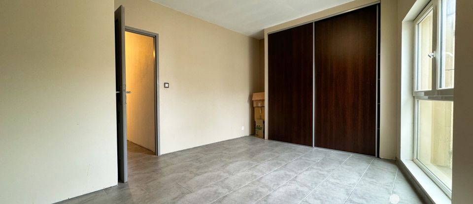 Maison 6 pièces de 210 m² à Latour-de-France (66720)