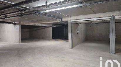 Parking/garage/box de 14 m² à Fréjus (83600)