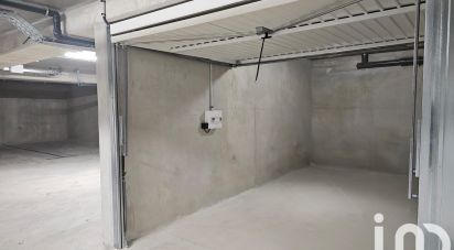 Parking/garage/box de 14 m² à Fréjus (83600)