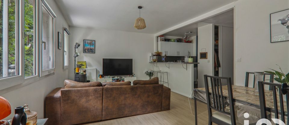 Appartement 2 pièces de 48 m² à Suresnes (92150)