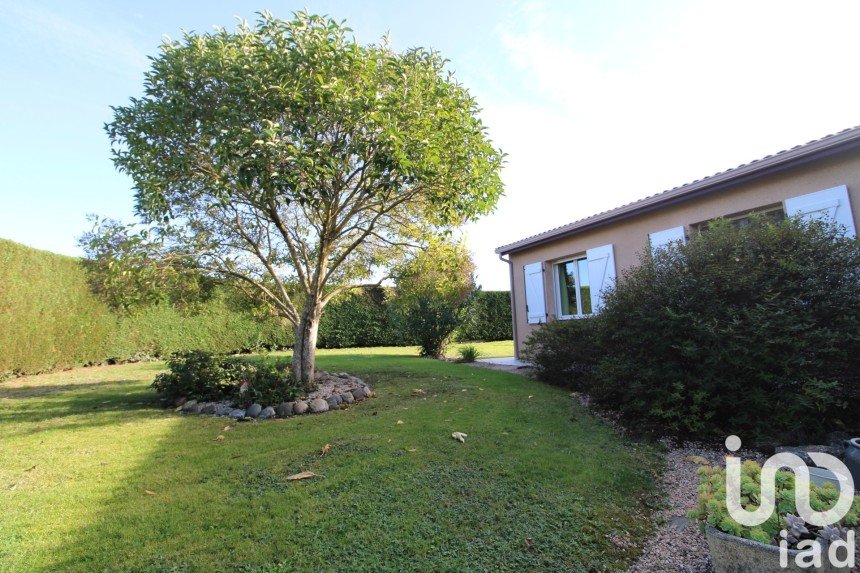 Maison 4 pièces de 94 m² à Labastide-Saint-Sernin (31620)