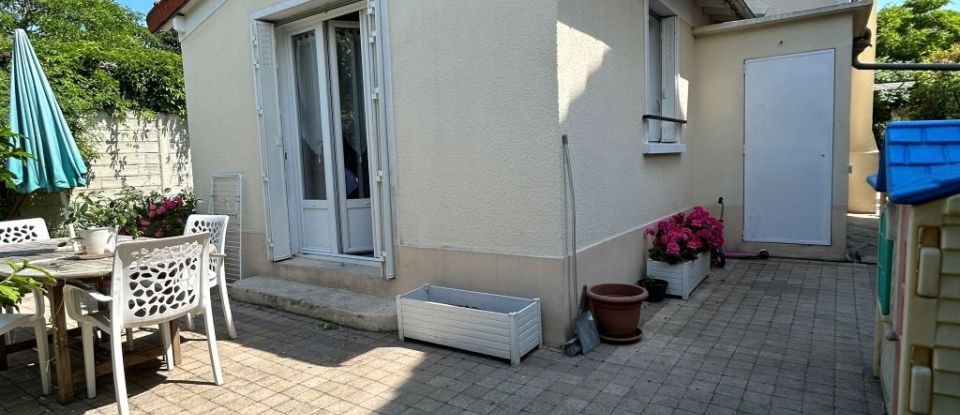 Maison traditionnelle 6 pièces de 104 m² à Chelles (77500)