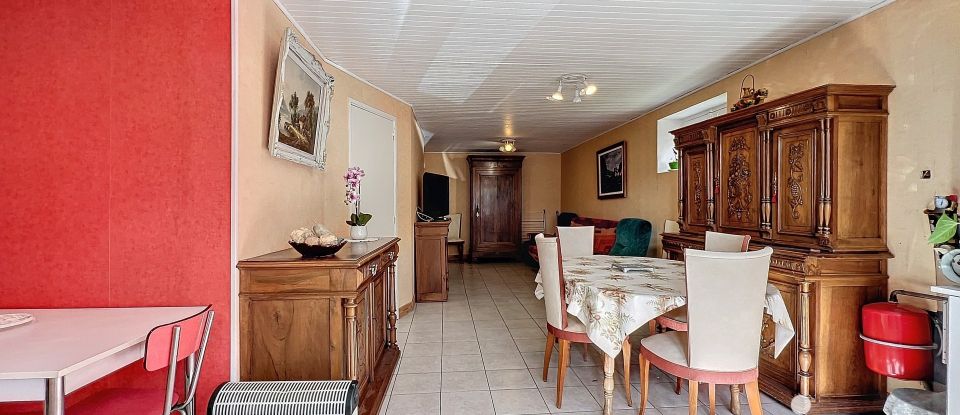 House 7 rooms of 162 m² in Millau (12100)