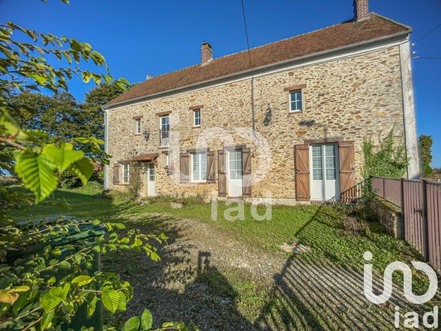 House 9 rooms of 258 m² in Choisy-en-Brie (77320)