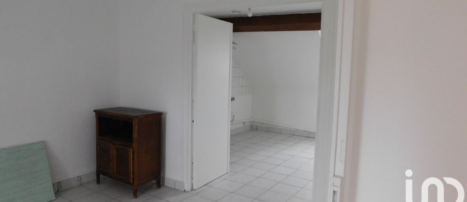 Apartment 5 rooms of 64 m² in Montluçon (03100)