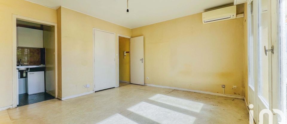 Studio 1 pièce de 23 m² à Avignon (84000)