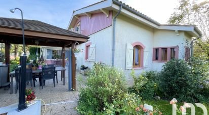 House 5 rooms of 120 m² in Vensac (33590)