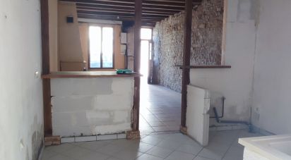 Town house 4 rooms of 130 m² in Saint-Pierre-le-Moûtier (58240)