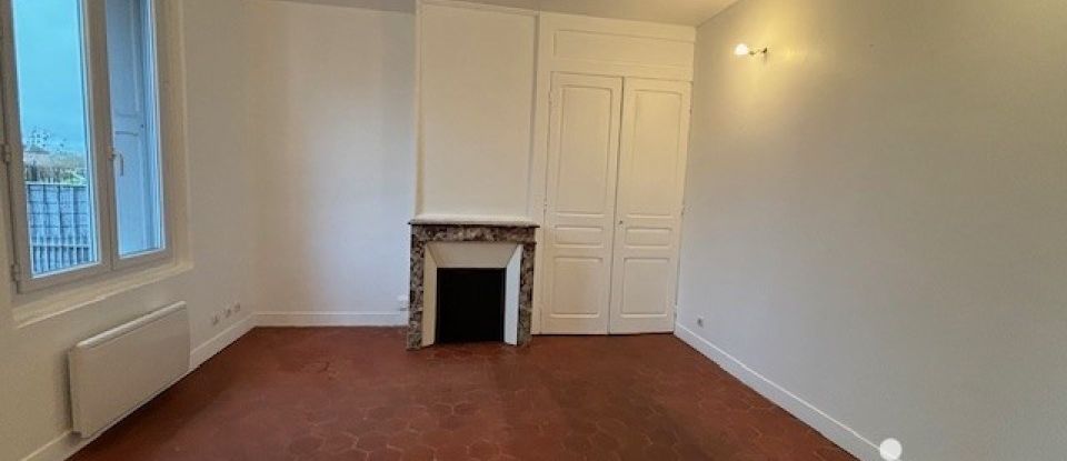 Town house 4 rooms of 80 m² in Grand Bourgtheroulde (27520)