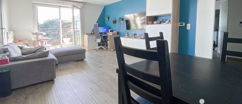 Apartment 3 rooms of 67 m² in Rosny-sous-Bois (93110)