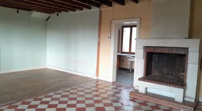 Maison traditionnelle 6 pièces de 157 m² à Les Églisottes-et-Chalaures (33230)