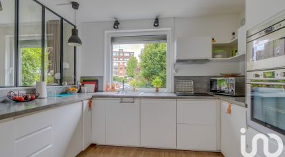 Appartement 4 pièces de 104 m² à Lille (59800)