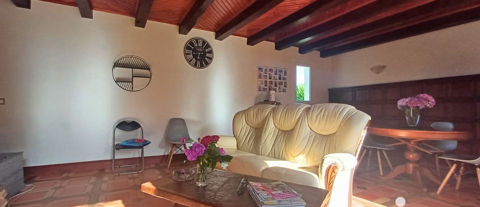 Traditional house 11 rooms of 196 m² in Langoat (22450)