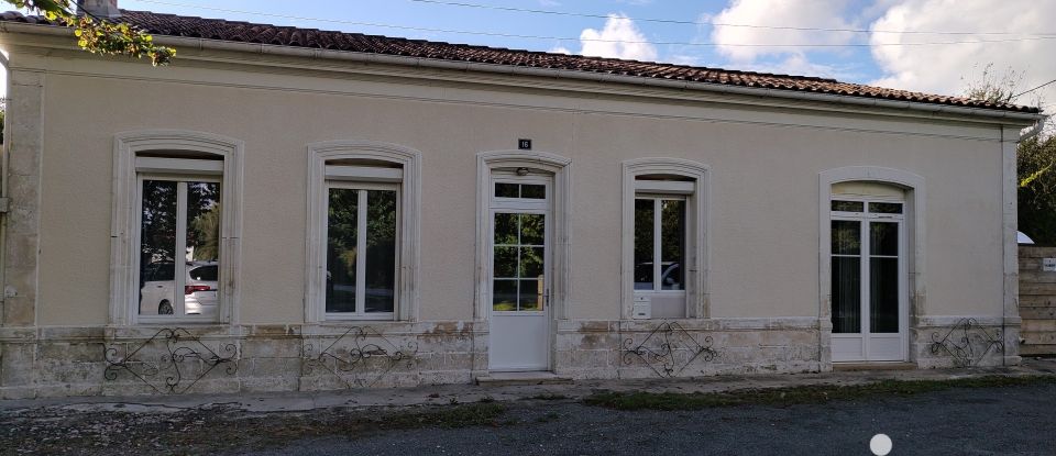 Maison traditionnelle 3 pièces de 100 m² à Marennes (17320)