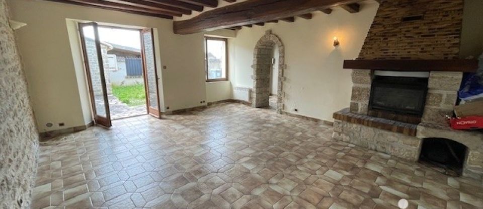 Maison traditionnelle 4 pièces de 90 m² à Souppes-sur-Loing (77460)