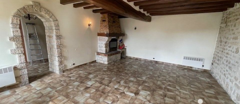 Maison traditionnelle 4 pièces de 90 m² à Souppes-sur-Loing (77460)