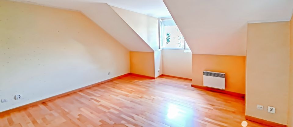 Maison 6 pièces de 120 m² à Cormeilles-en-Parisis (95240)