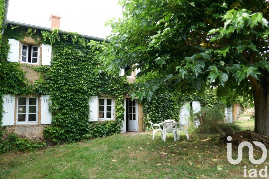 Country house 5 rooms of 134 m² in Coublanc (71170)