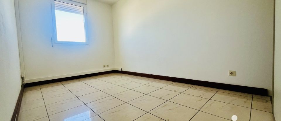 Appartement 3 pièces de 59 m² à Saint-Denis (97490)