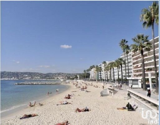 Apartment 2 rooms of 37 m² in JUAN-LES-PINS (06160)