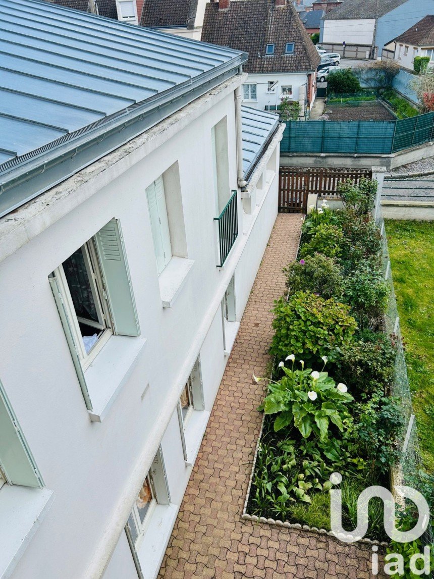 Maison de ville 9 pièces de 165 m² à Neufchâtel-en-Bray (76270)