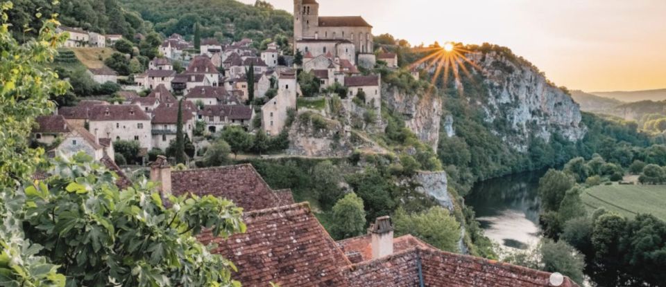 Land of 247,635 m² in Puy-l'Évêque (46700)