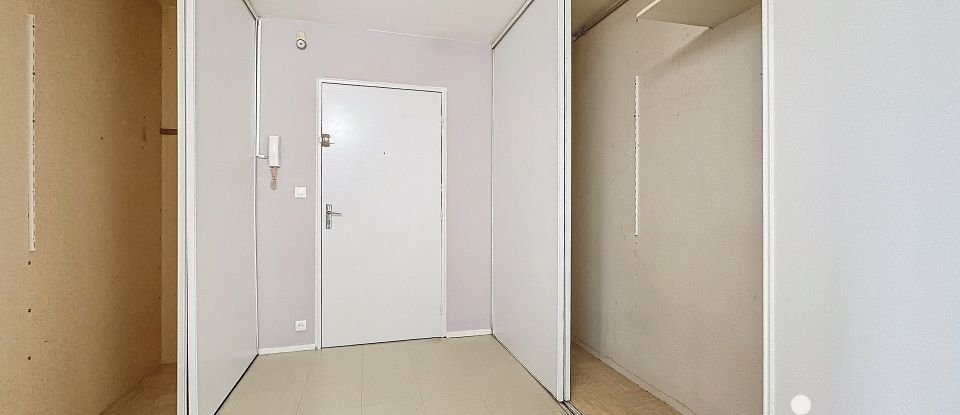 Appartement 4 pièces de 78 m² à Argentan (61200)