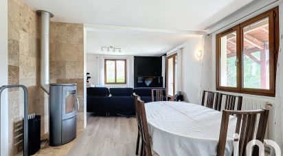 Maison 6 pièces de 140 m² à Douelle (46140)