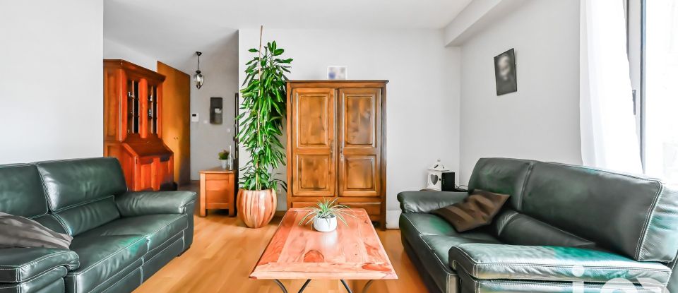 Appartement 4 pièces de 83 m² à Asnières-sur-Seine (92600)