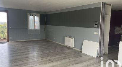 Maison traditionnelle 4 pièces de 85 m² à Charnas (07340)