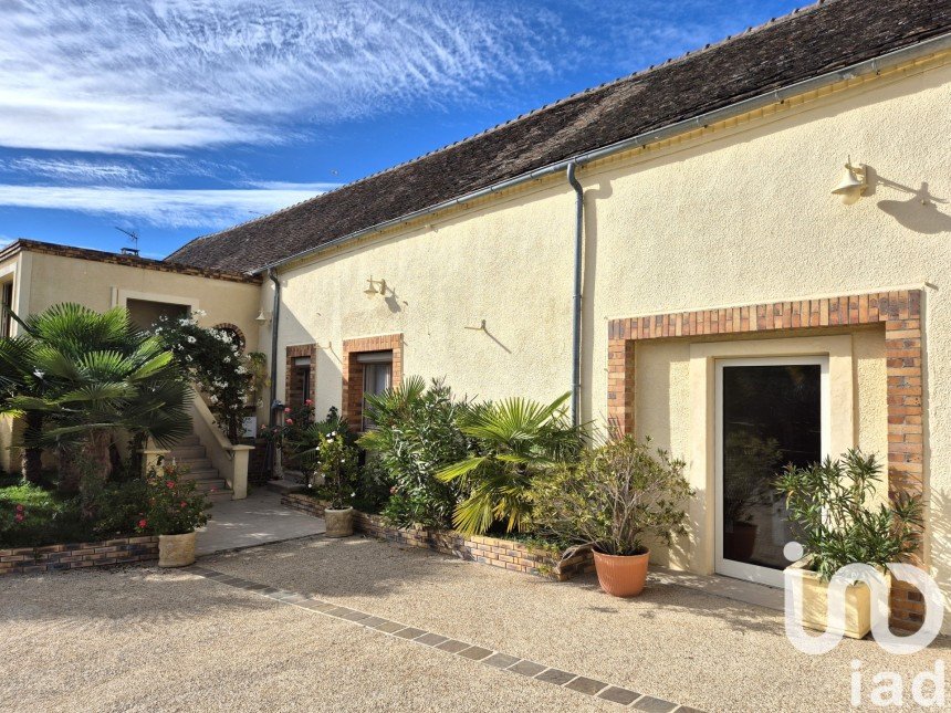 House 6 rooms of 152 m² in Villemanoche (89140)