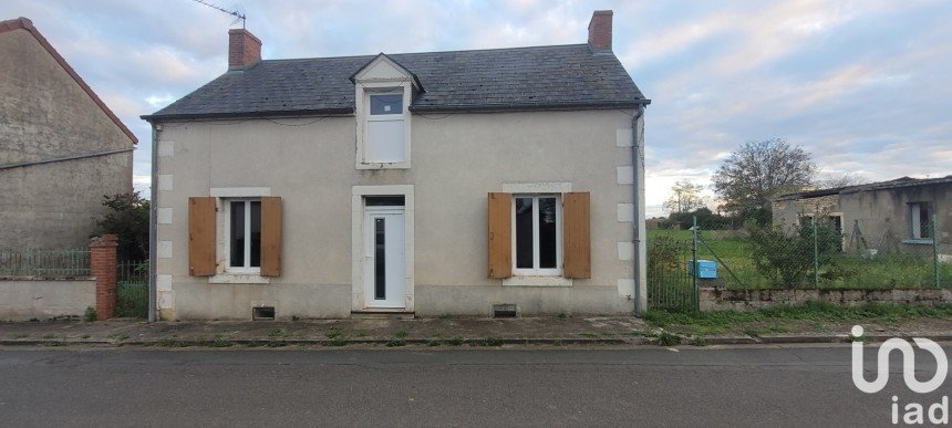 Village house 5 rooms of 100 m² in Saint-Denis-de-Palin (18130)