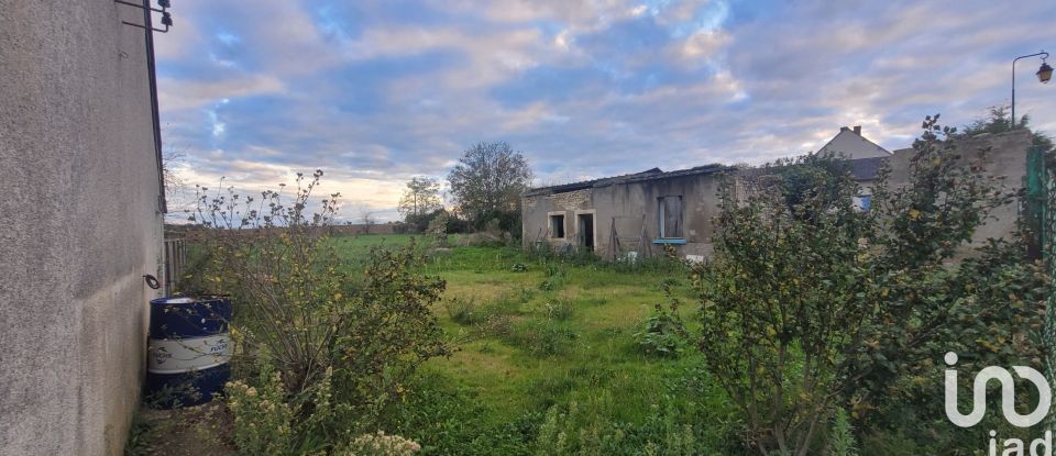 Village house 5 rooms of 100 m² in Saint-Denis-de-Palin (18130)