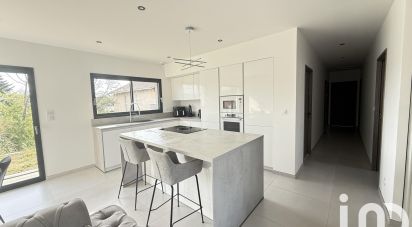 Maison 4 pièces de 107 m² à Saint-Alban-du-Rhône (38370)