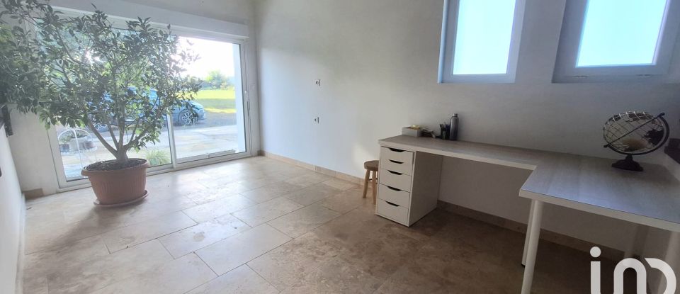 Maison 3 pièces de 95 m² à Vic-en-Bigorre (65500)