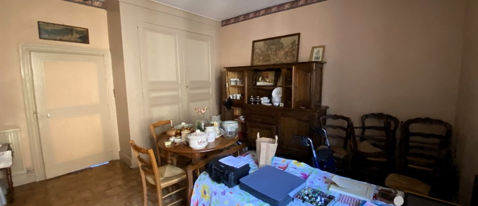 House 3 rooms of 77 m² in Genillé (37460)