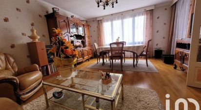 Traditional house 3 rooms of 72 m² in Orsay (91400)