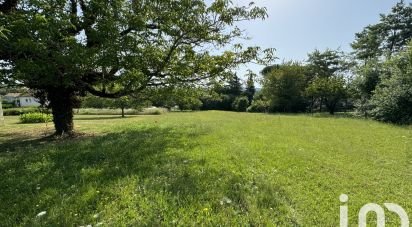 Land of 2,347 m² in La Couronne (16400)