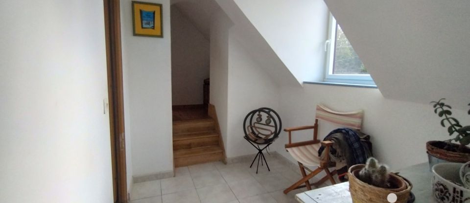 Longere 6 rooms of 150 m² in Le Tronchet (72170)