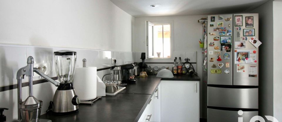 House 5 rooms of 160 m² in Marseille (13015)