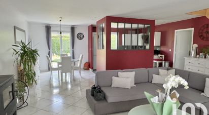 House 8 rooms of 160 m² in Soisy-sur-Seine (91450)