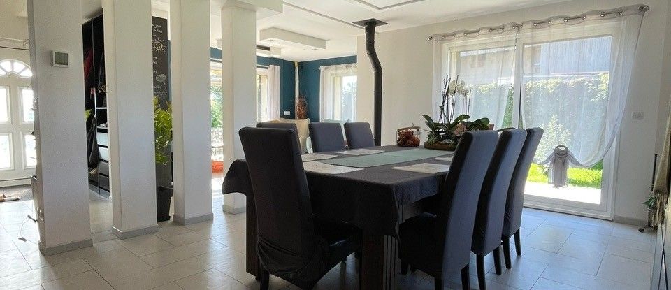 Maison 6 pièces de 145 m² à Jagny-sous-Bois (95850)