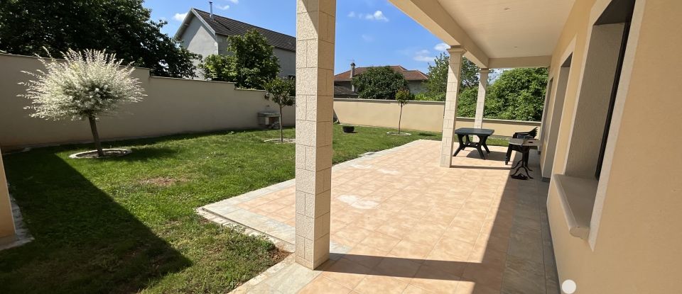 House 5 rooms of 130 m² in Buxerolles (86180)