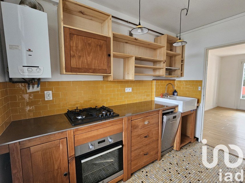 Apartment 3 rooms of 59 m² in Talence (33400)